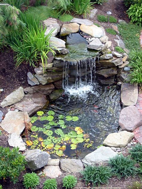48 Cool Backyard Pond Ideas (With Pictures).